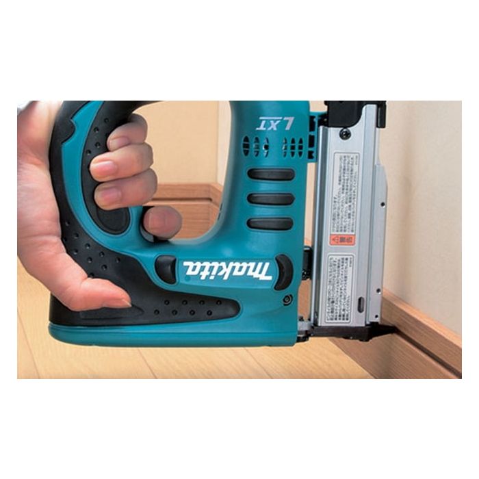 Makita DPT351Z Cordless Pin Nailer